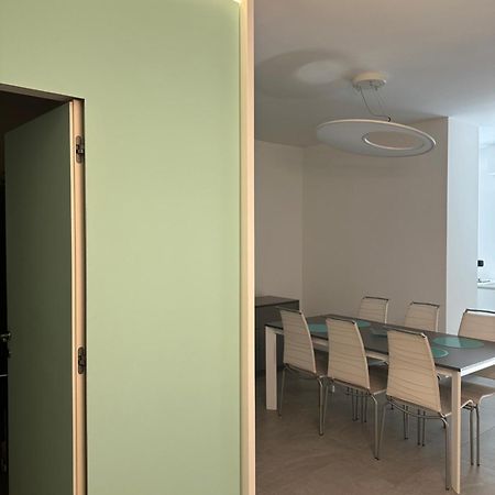 Modern Flat With A Stunning View In Cuneo Center Kültér fotó