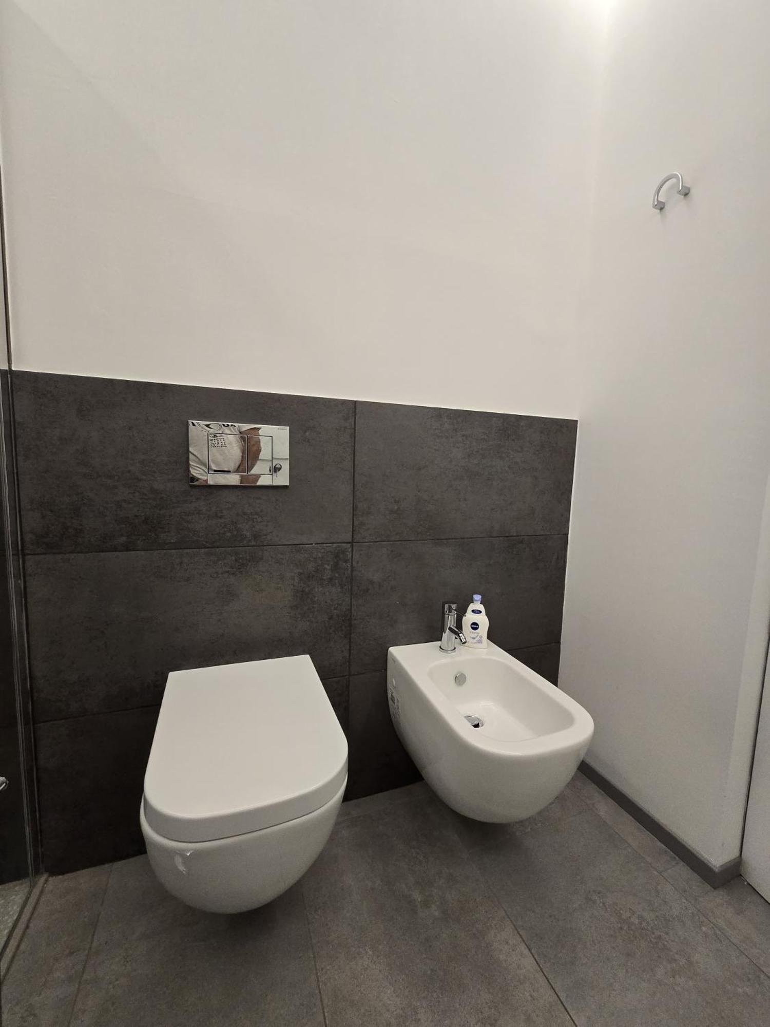 Modern Flat With A Stunning View In Cuneo Center Kültér fotó